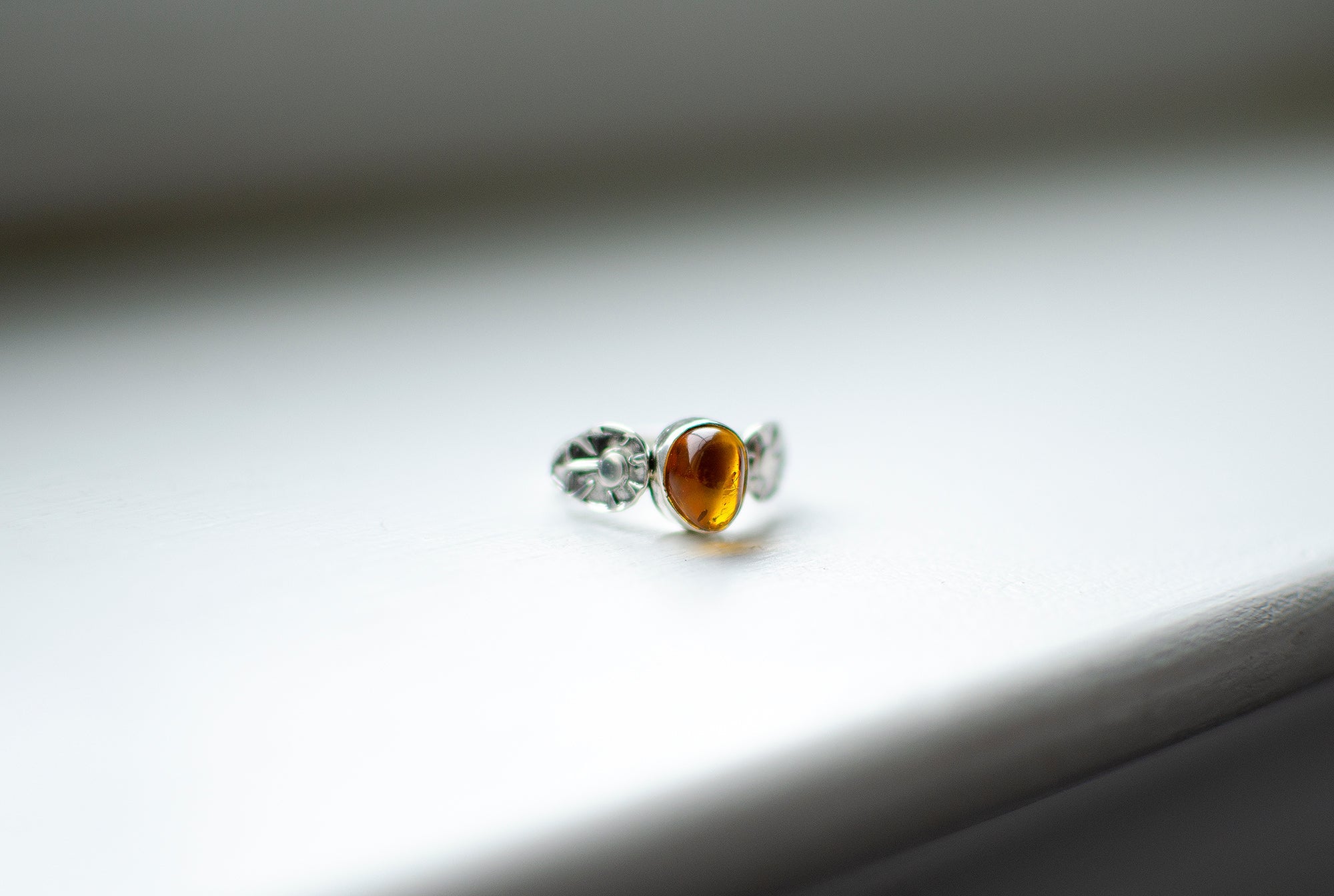Bague empilable en ambre – Taille 7