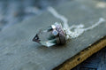 Pendentif en quartz de jardin avec cristal Swarovski blanc