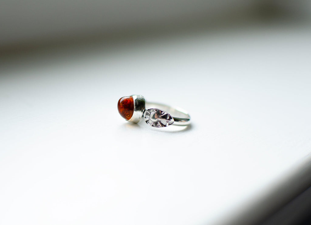 Bague empilable en ambre – Taille 7,5
