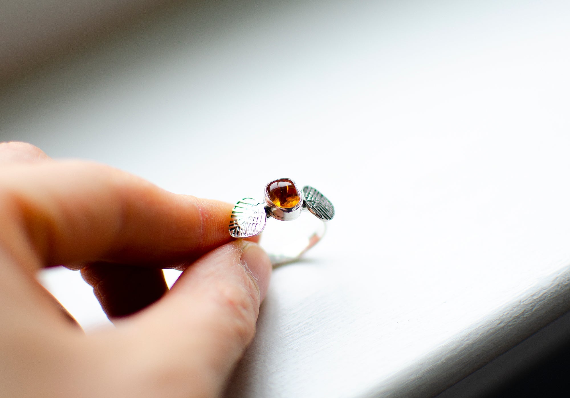 Bague empilable en ambre – Taille 8