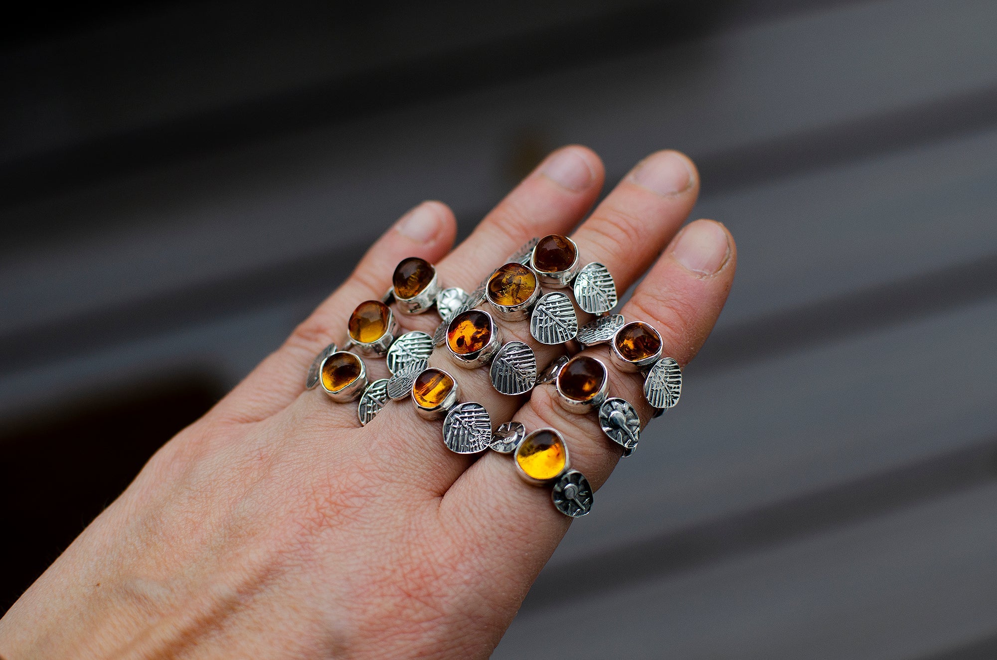 Bague empilable en ambre – Taille 8