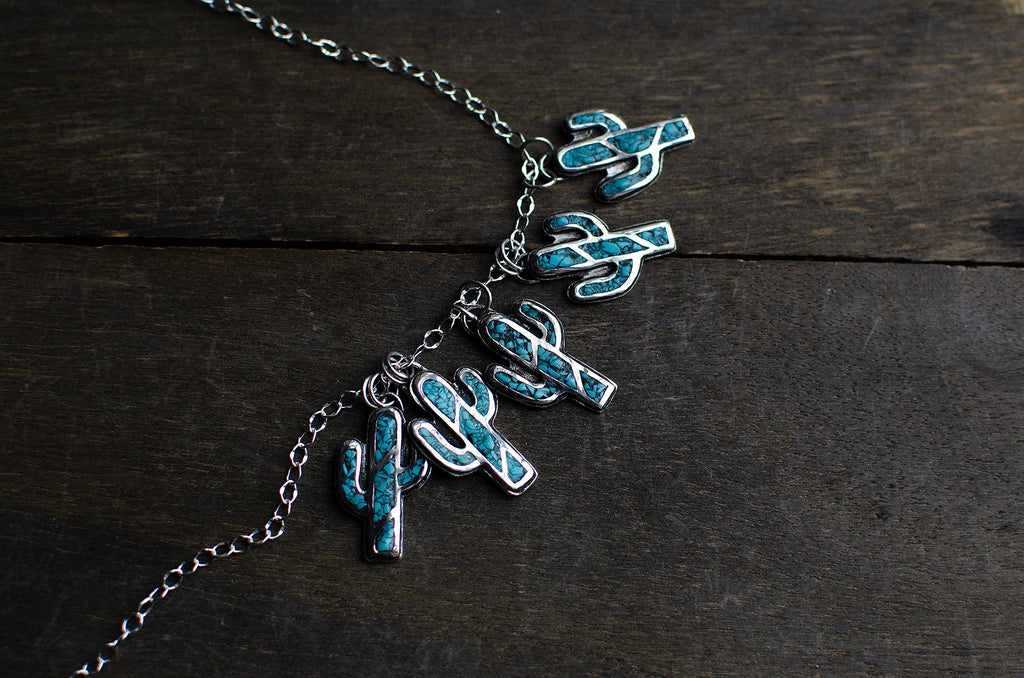 Collier cactus en argent sterling avec incrustation de turquoise