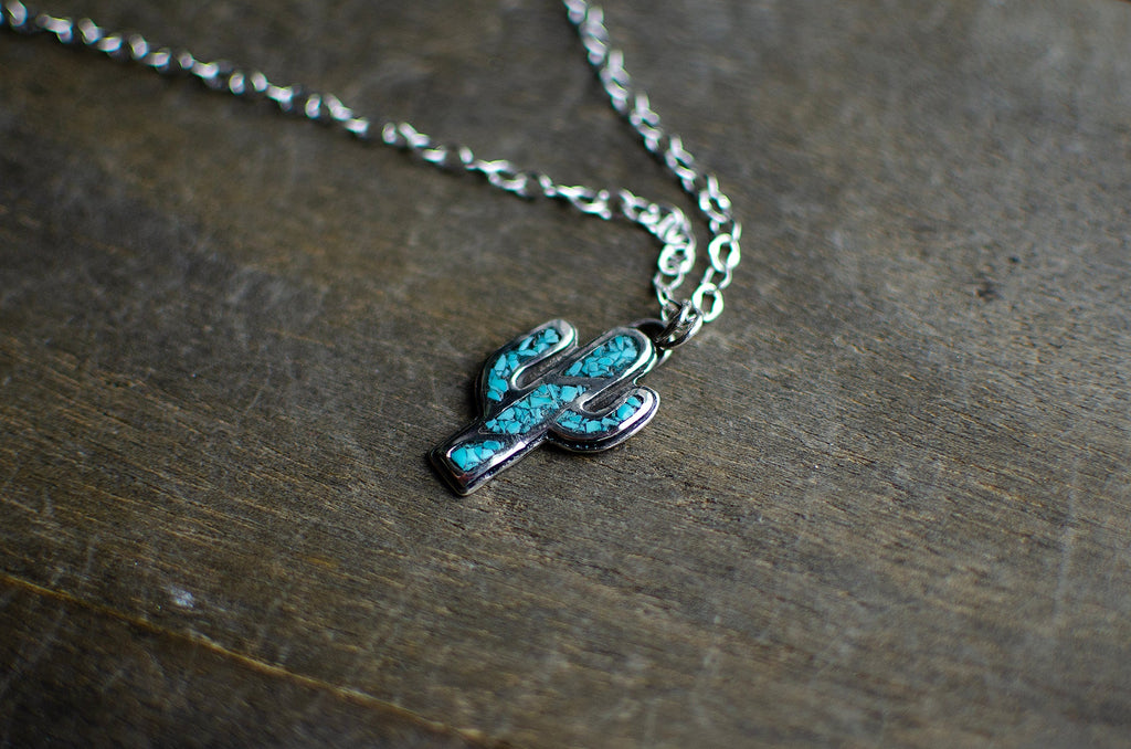 Collier cactus en argent sterling avec incrustation de turquoise