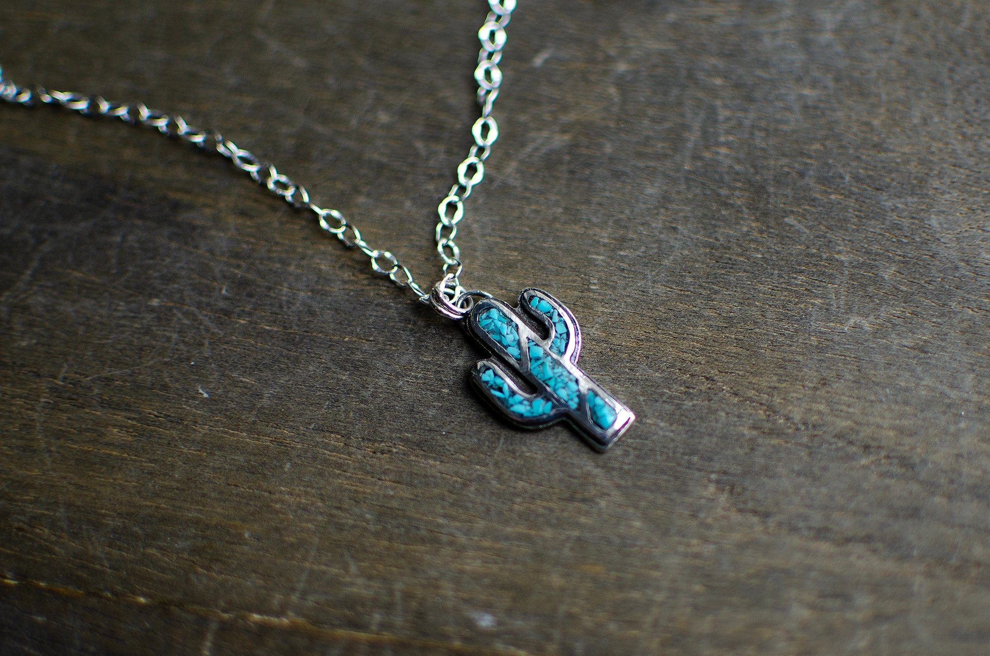 Collier cactus en argent sterling avec incrustation de turquoise