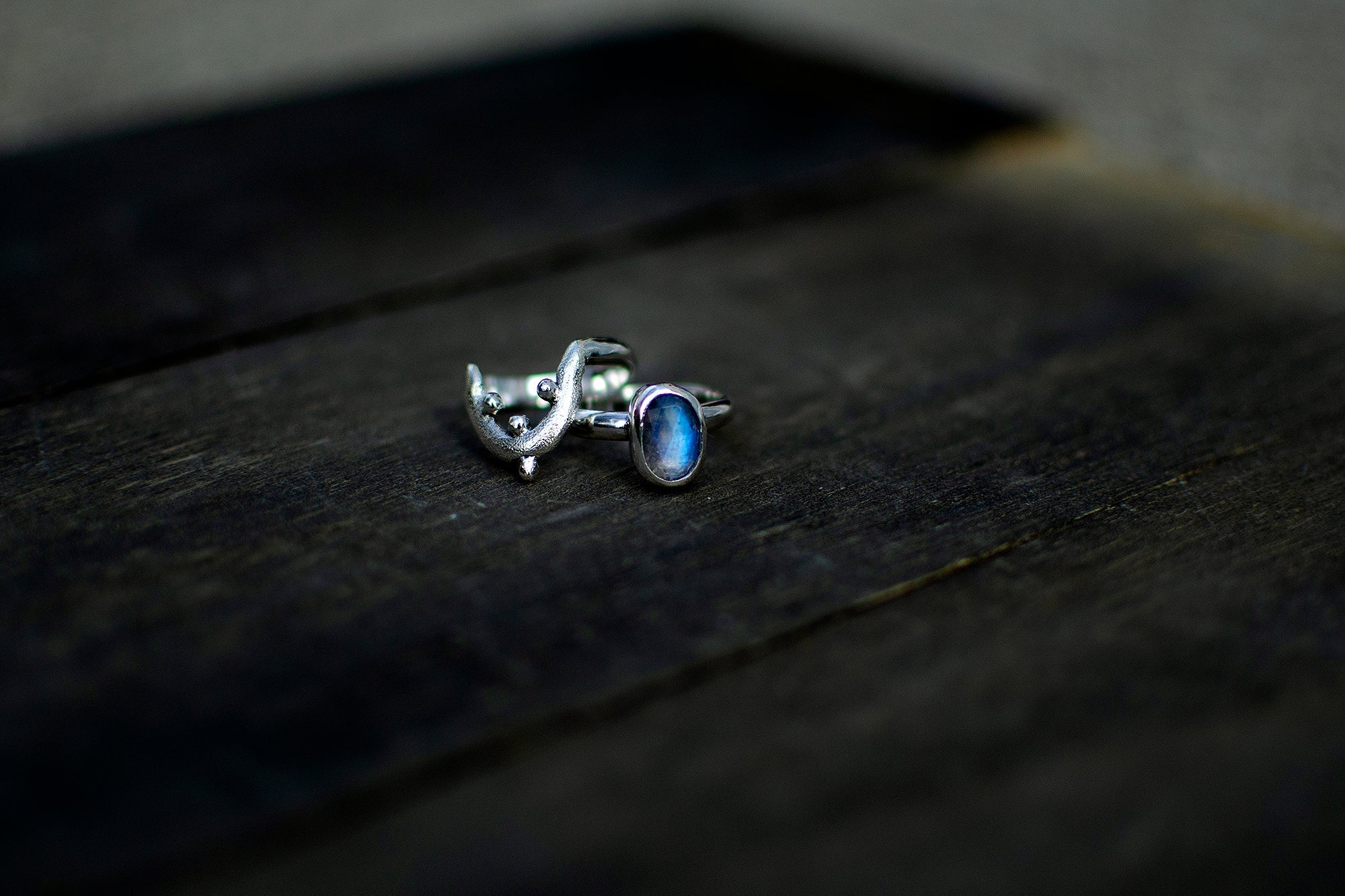 Parure de bagues en pierre de lune arc-en-ciel – Taille 7