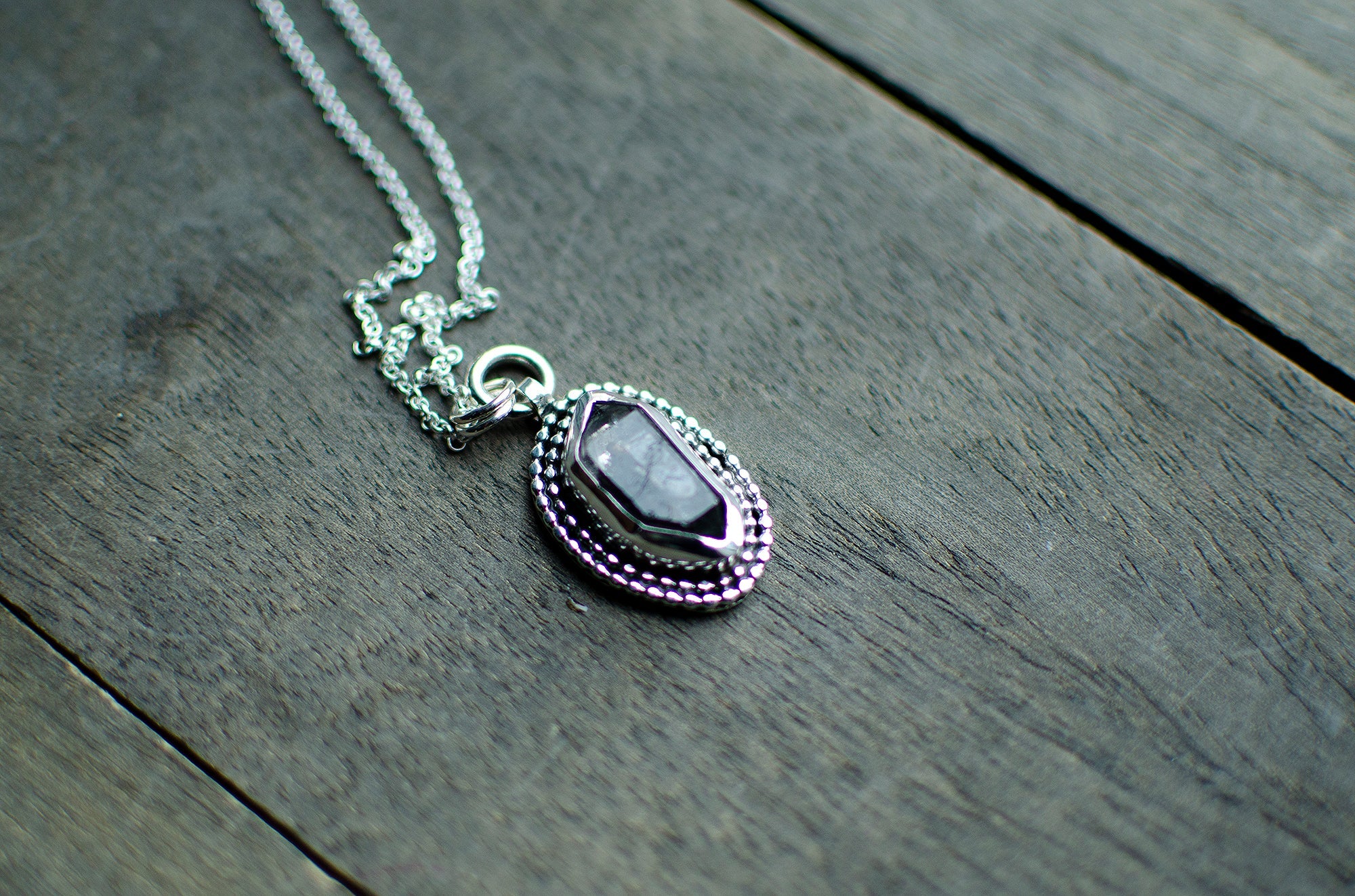 Pendentif en argent sterling avec quartz tibétain