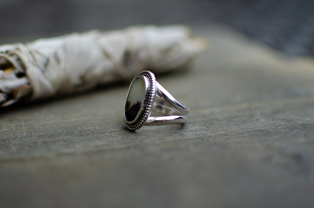 Bague en argent sterling avec agate dendritique – Taille 8