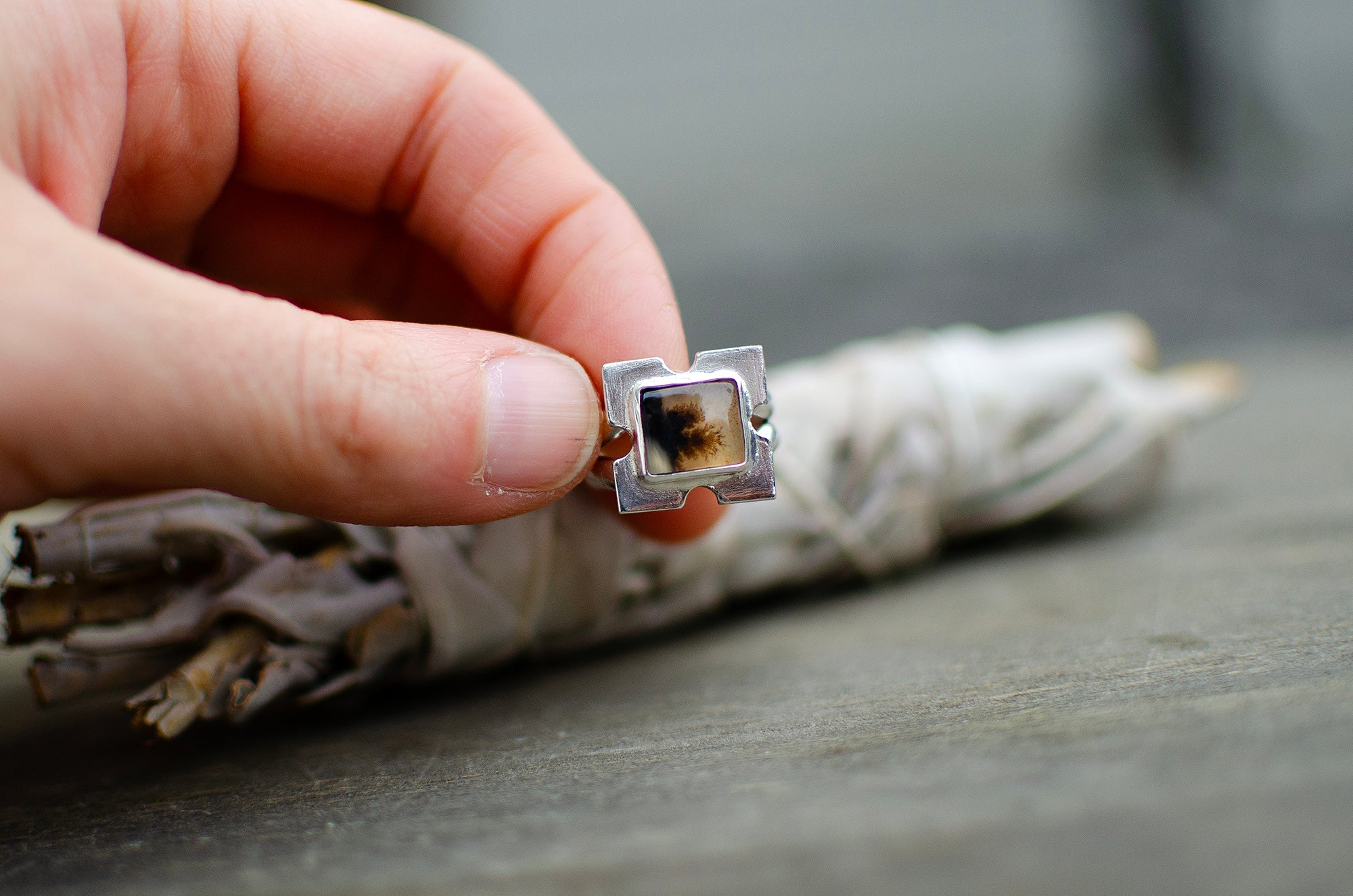 Bague en argent sterling avec agate dendritique – Taille 5