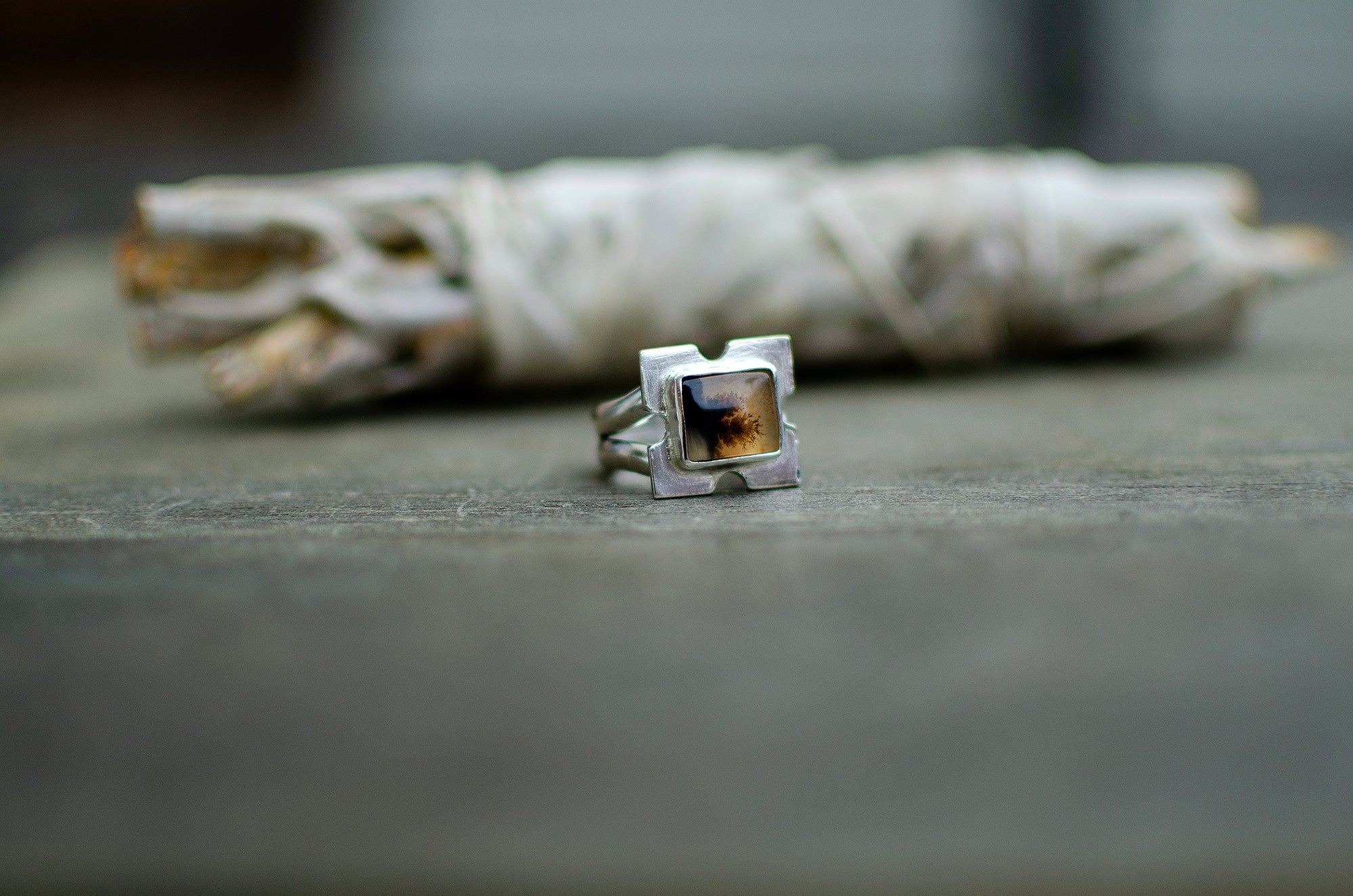 Bague en argent sterling avec agate dendritique – Taille 5