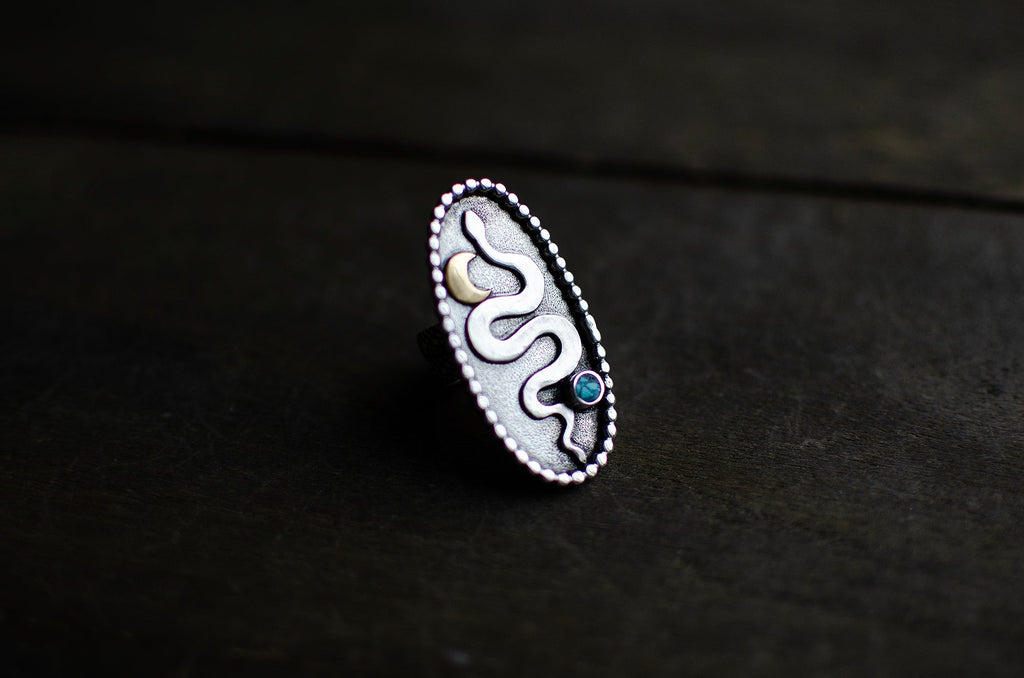 Bague serpent avec incrustation – Taille 6