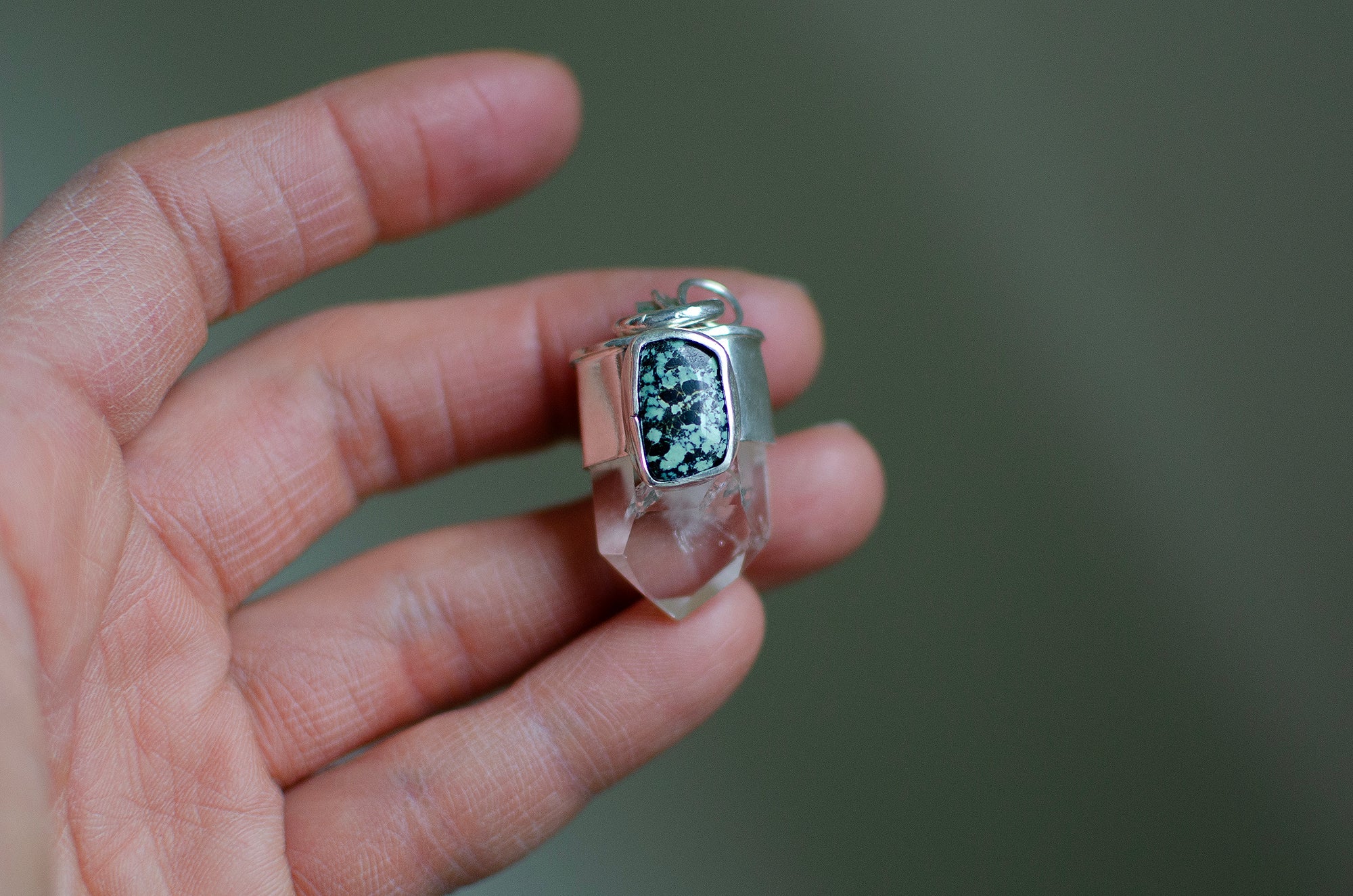 Pendentif en quartz fantôme et turquoise New Lander